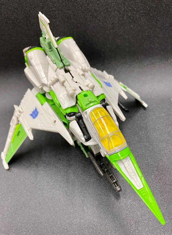 Takara Transformers Studio Series SS76 Thrust Official In Hand Images  (2 of 2)